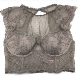 🌸Victoria’s Secret Dream Angels neck Demi